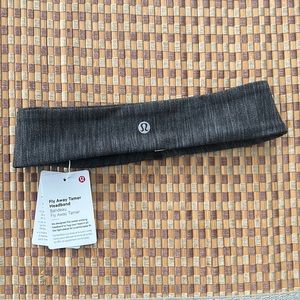 NWT Lululemon Fly Away Tamer Headband